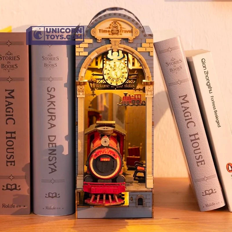 DIY Mini Book Nook - Time Travel