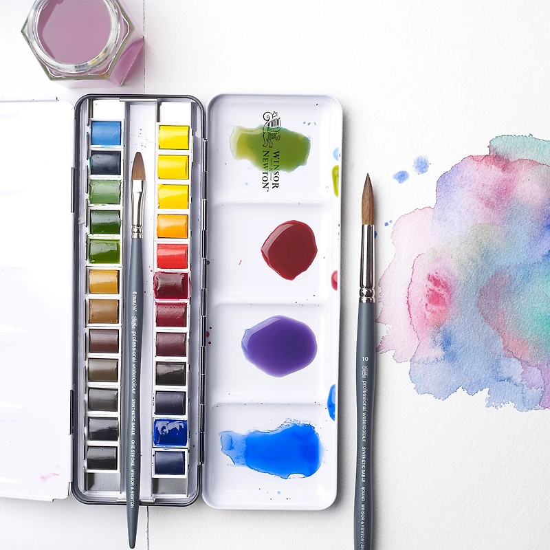 Professional Watercolour Travel Tin - 24 Half Pans