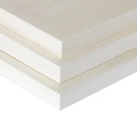 Panneau de bois régulier