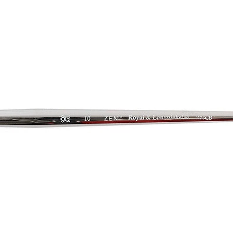 Short handle flat paintbrush