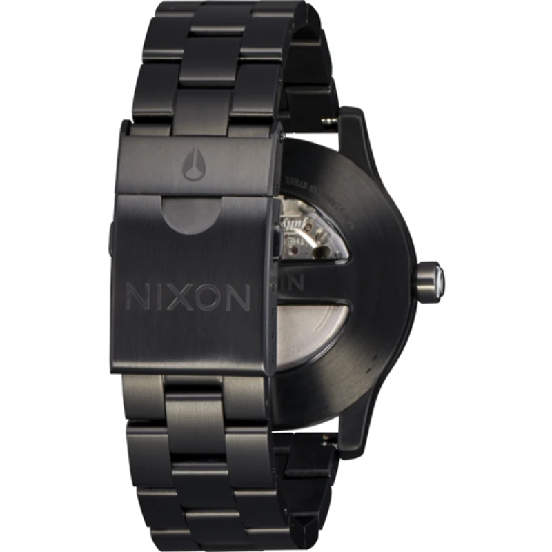 Nixon 5th Element