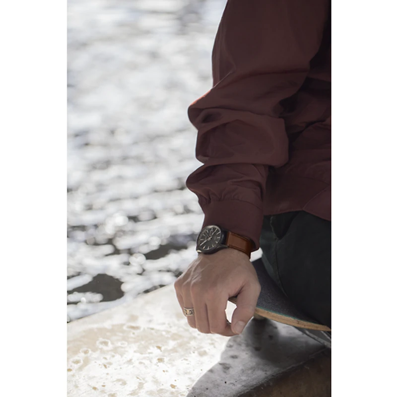 Nixon Sentry Solar Leather