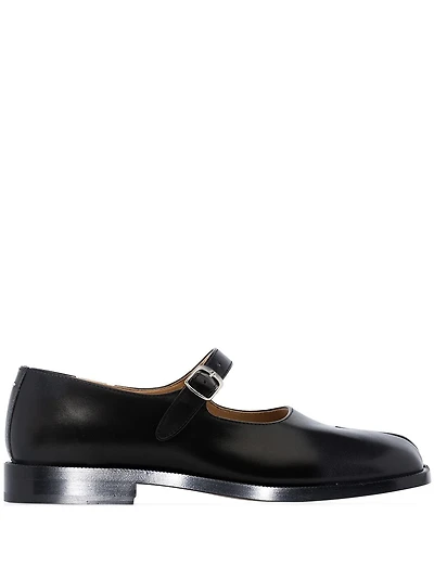 MAISON MARGIELA - Tabi Mary Janes Black