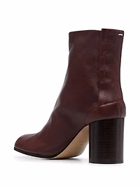 MAISON MARGIELA - Tabi Boots in Maroon