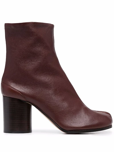 MAISON MARGIELA - Tabi Boots in Maroon