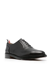 THOM BROWNE - Oxford Cap Toe in Black Calf Leather