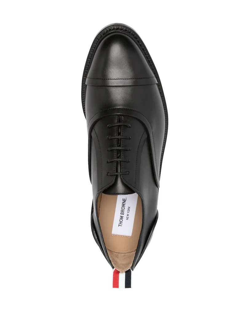 THOM BROWNE - Oxford Cap Toe in Black Calf Leather