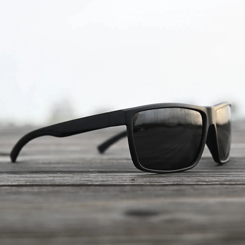 Cayman - Blackout Polarized INCOGNITO