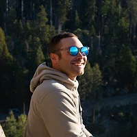 Sequoia - Smoke Glacier Polarized