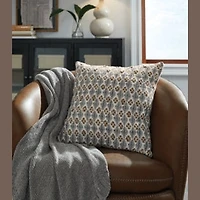 Dainwick Pillow (4/CS)