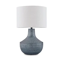 Schylarmont Metal Table Lamp
