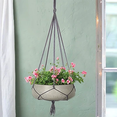 Kelbourne Hanging Pot With Netting
