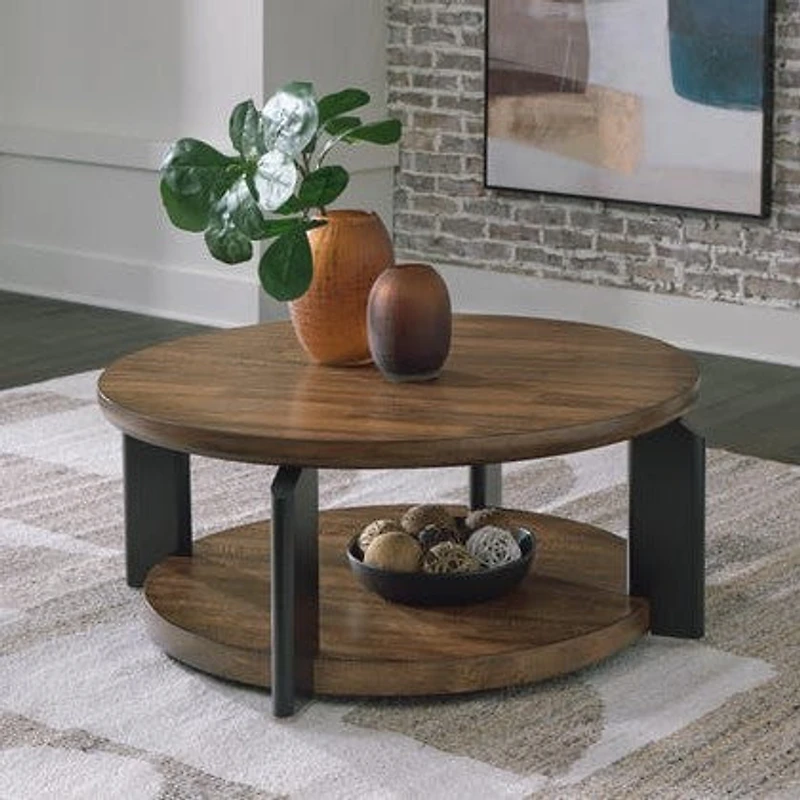 Kraeburn Round Cocktail Table
