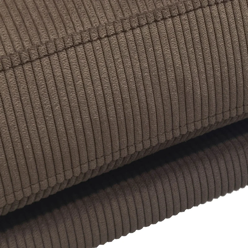 Quelis Club Chair