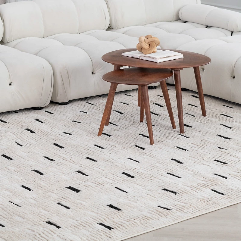 Terra Cream Minimal Dot Rug – 5x8