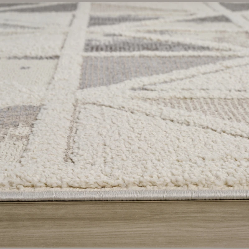 Valencia White Geometric Modern Area Rug – 5' x 8'