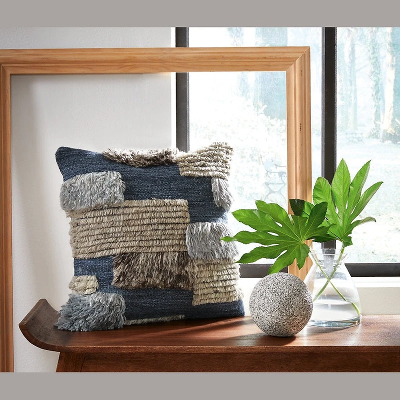 Gibbend Pillow (Set of 4)