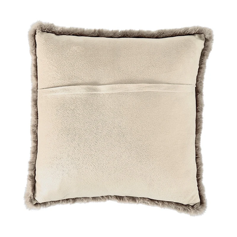 Gariland Pillow