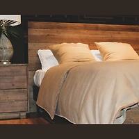 Dovian Queen Bed - Dark Driftwood