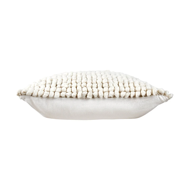 Aavie Pillow