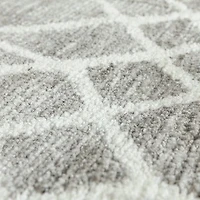 Madon Machine Woven Rug - Grey / Ivory