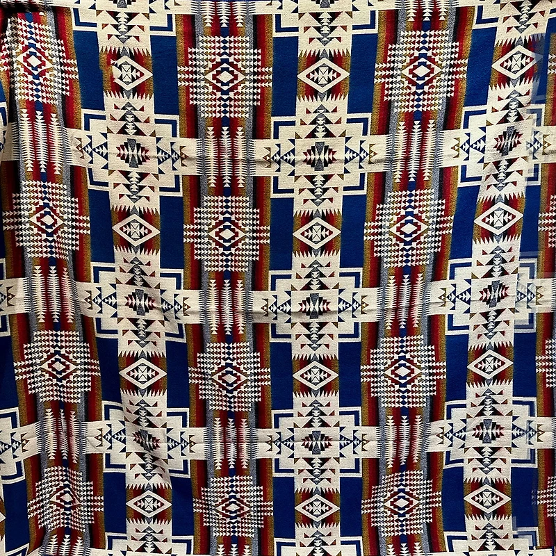 Alpaca Crafted Blanket- Geometric