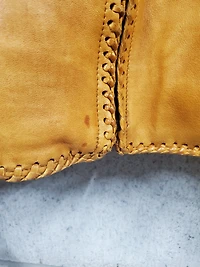 Womens Levi's Custom Genuine Cattle Leather Fits Large