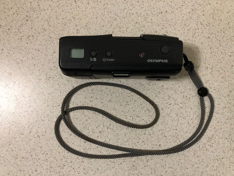 Olympus Infinity II 35mm Point & Shoot Film Camera