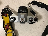 Pentax K1000 35mm SLR Film Camera Kit w/50mm Lens, Pentax Camera Cover, Vivitar 3500 Flash