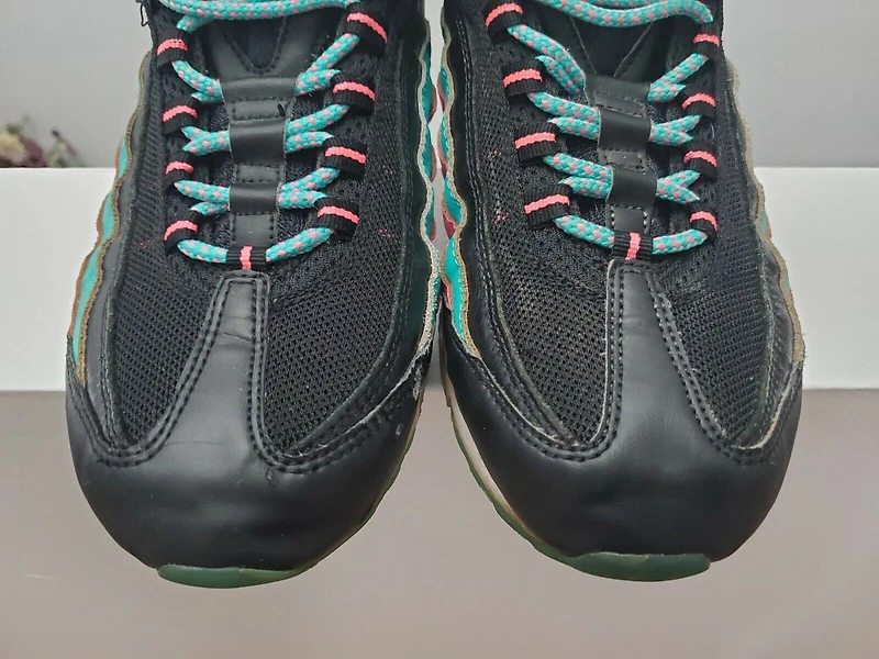 Mens 2008 Nike Air Max 95 Miami Vice Shoes Sneakers Size 9.5US