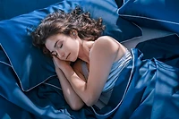 Sonic Vibes: Sleeping Earbuds