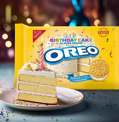 OREO Golden Birthday Cake Creme Sandwich Cookies (10.68oz)