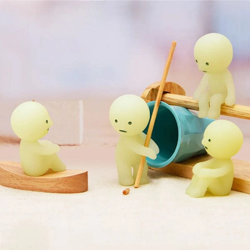 Smiski Series 1 Collectible Glow in the Dark Figurine Blind Box (1pc)