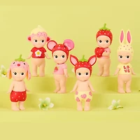 Sonny Angel Collectable Mini Cherub Figurines Strawberry Love Series Blind Box (1pc)