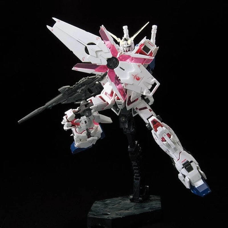 BANDAI Hobby RG #25 RX-0 Unicorn Gundam 1/144 Scale 5" Model Kit