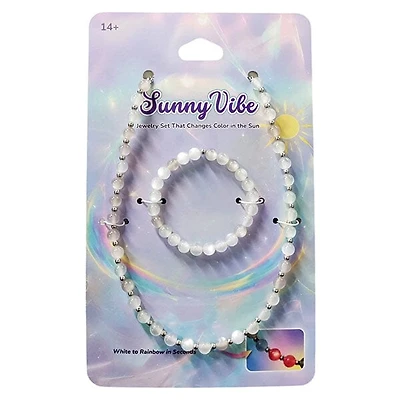 SunnyVibe UV Jewelry Set (Necklace & Bracelet) Changes Color in the Sun!