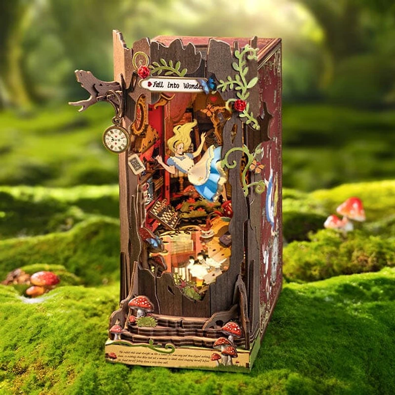 Rolife Book Nook & Wonderland LED Fall Into Wonder DIY Kit (300pc)