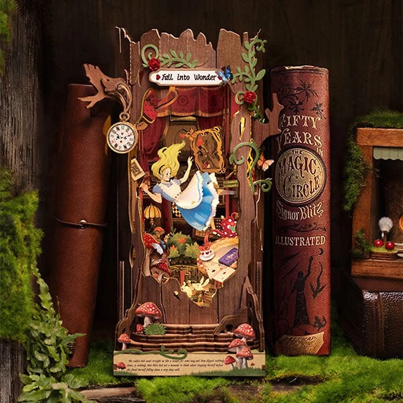Rolife Book Nook & Wonderland LED Fall Into Wonder DIY Kit (300pc)