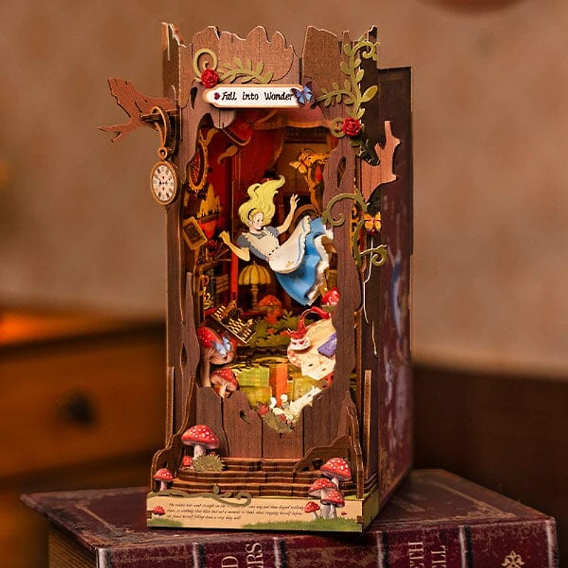 Rolife Book Nook & Wonderland LED Fall Into Wonder DIY Kit (300pc)