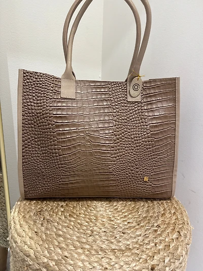 O croco tote bag