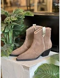 Gioseppo Airth Taupe