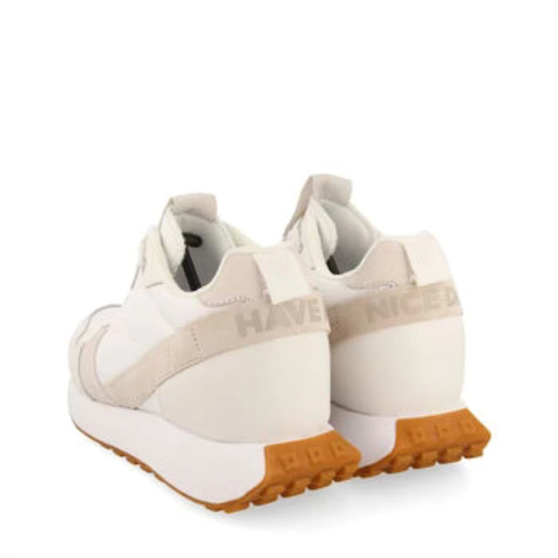 Gioseppo Aracai white