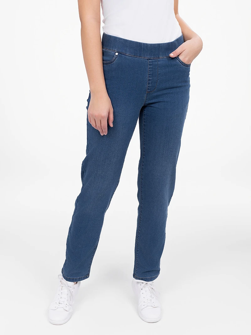 Straight leg pull-on jeans