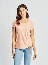 Short-sleeve semi-fitted t-shirt