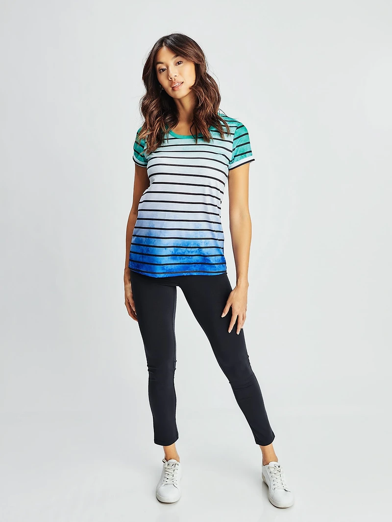 Short-sleeve semi-fitted t-shirt