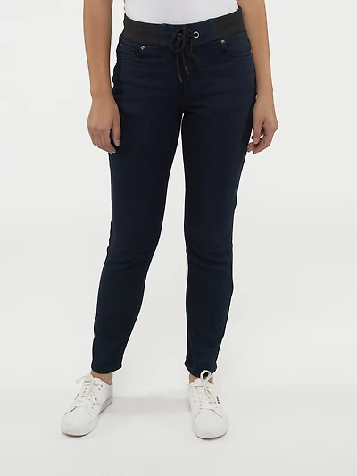 Straight leg pull-on jeans
