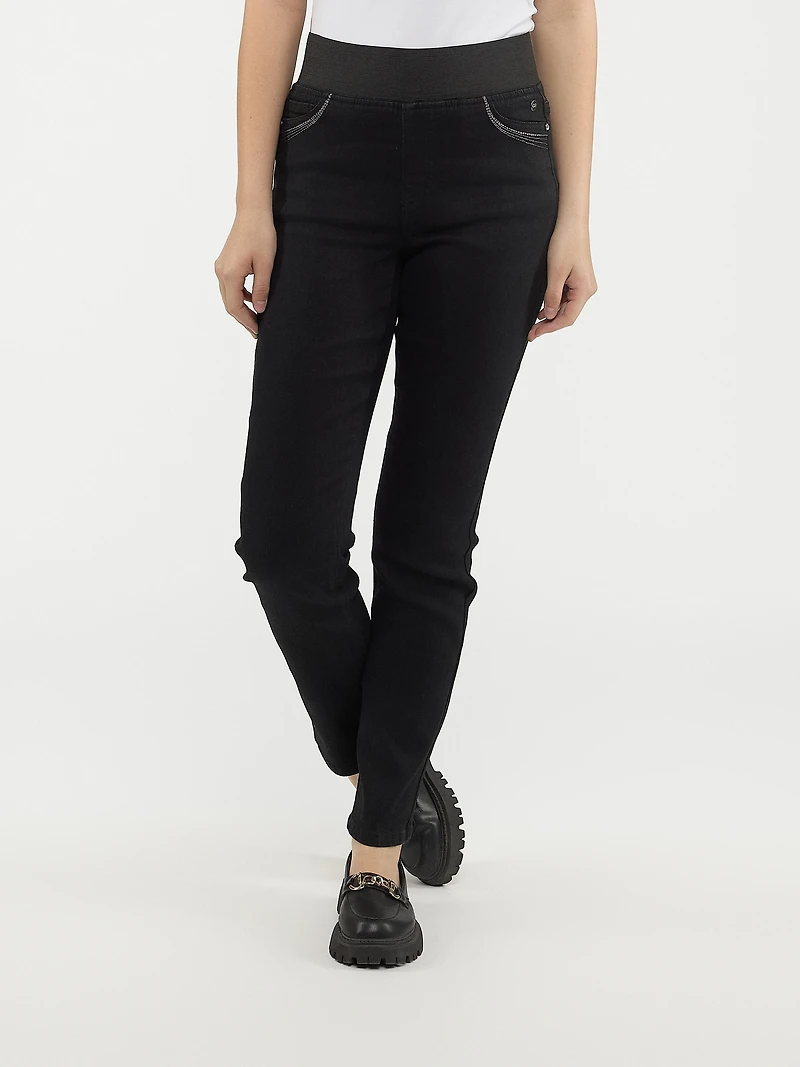 Jean étroit à enfiler