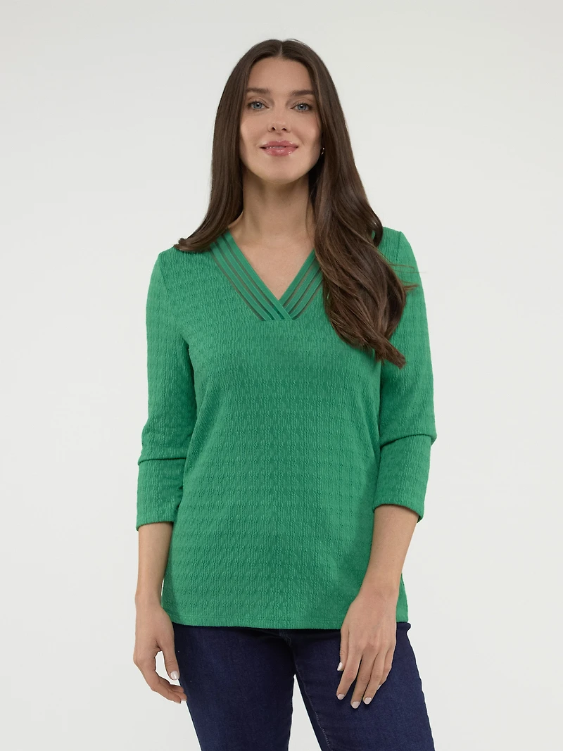 3/4-sleeve semi-fitted t-shirt