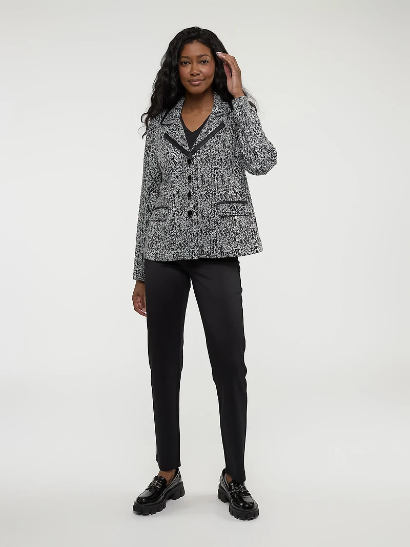 Long knit semi-fitted vest