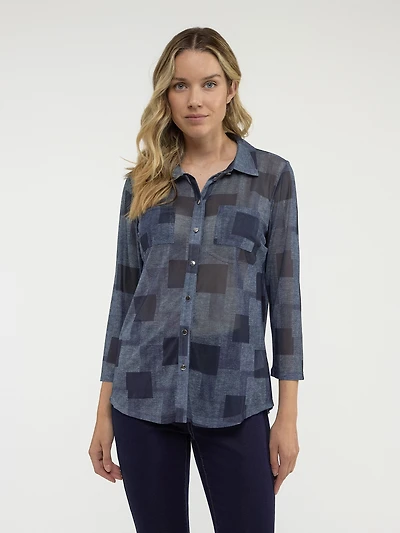 3/4-sleeve semi-fitted blouse with buttons